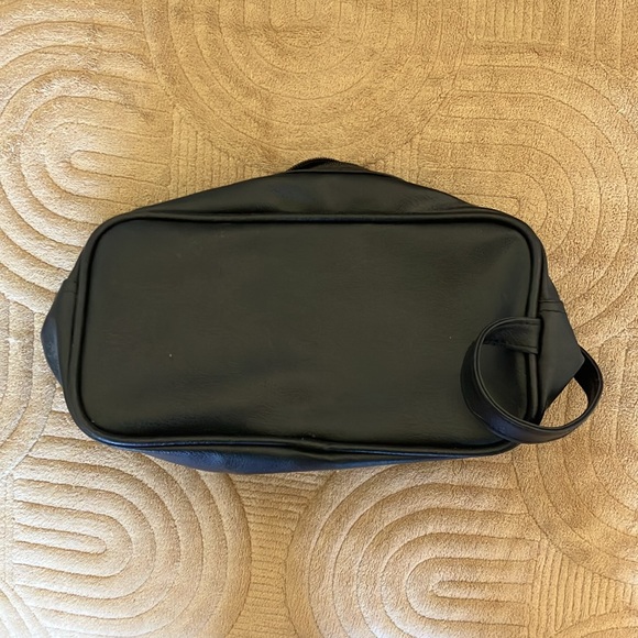 Buxton Men’s Travel Case - Picture 4 of 7